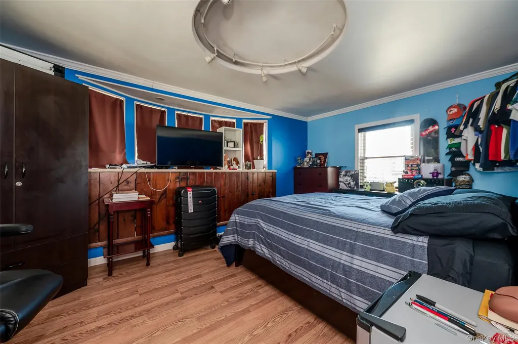 126 Scranton Avenue Lynbrook NY 11563