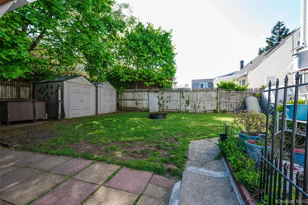 126 Scranton Avenue Lynbrook NY 11563