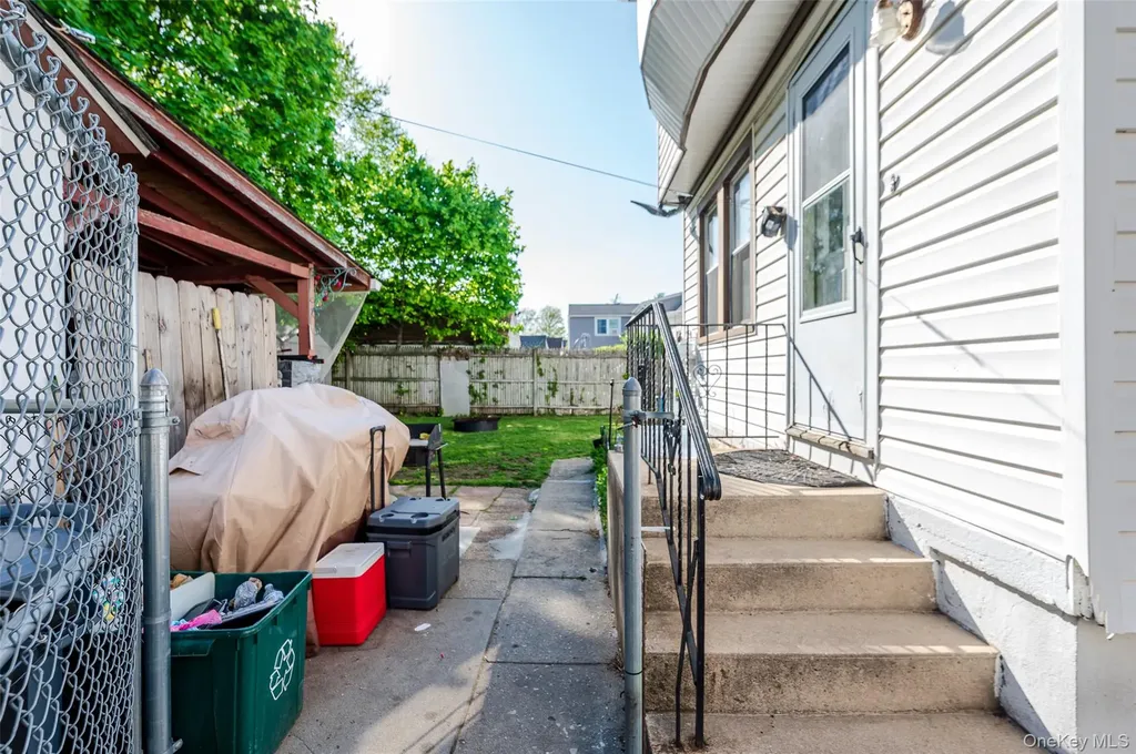 126 Scranton Avenue Lynbrook NY 11563