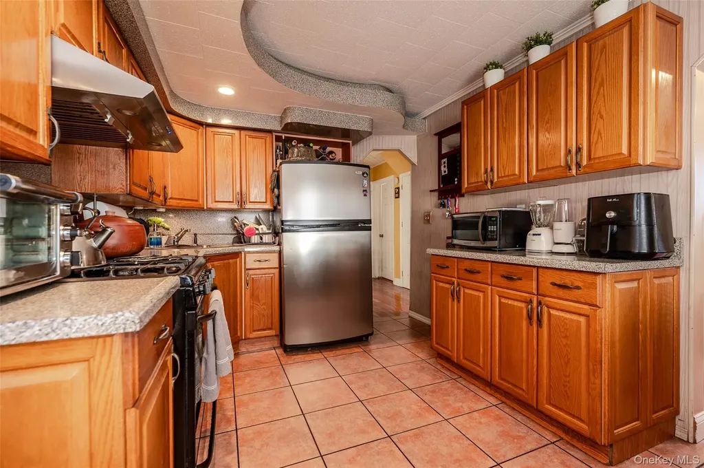126 Scranton Avenue Lynbrook NY 11563