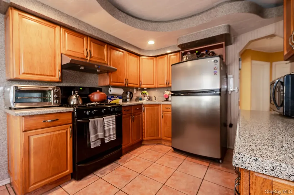 126 Scranton Avenue Lynbrook NY 11563