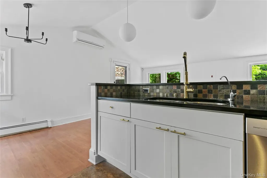 392 Main Street Cold Spring NY 10516