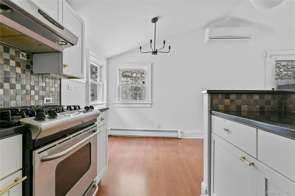 392 Main Street Cold Spring NY 10516