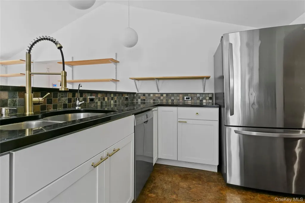 392 Main Street Cold Spring NY 10516