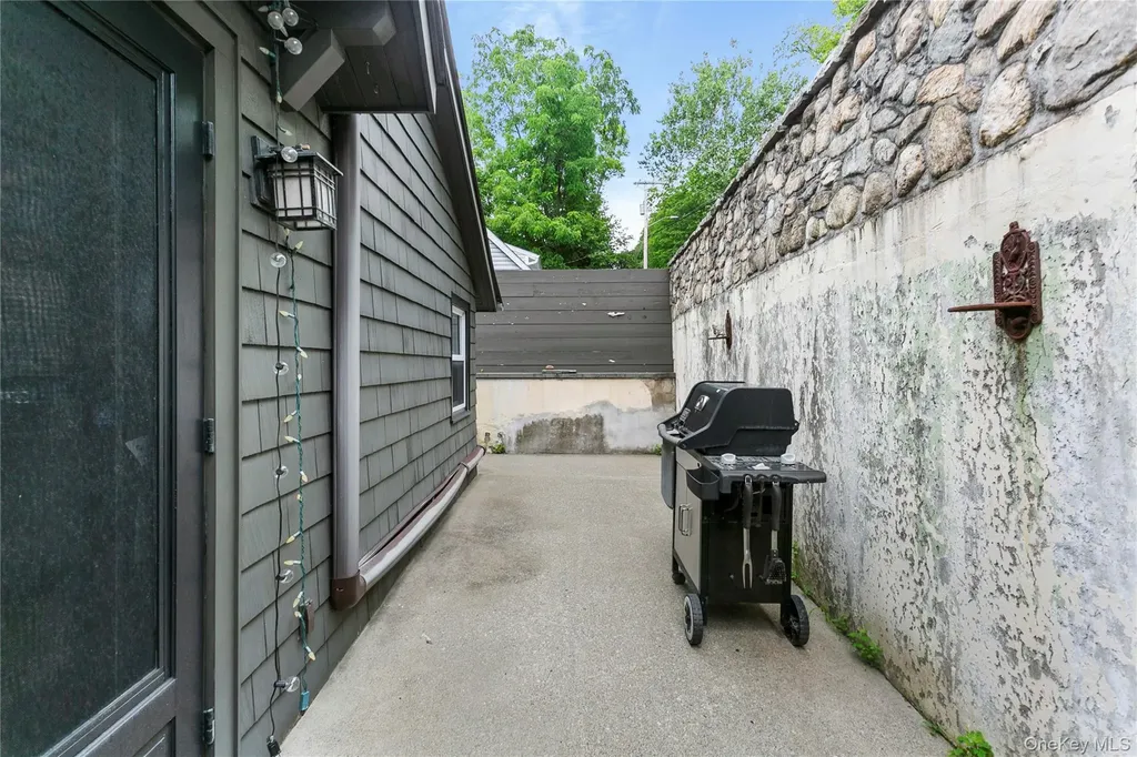 392 Main Street Cold Spring NY 10516