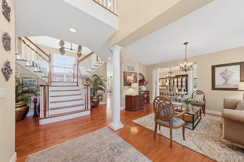 226 Buttonwood Way Hopewell Junction NY 12533