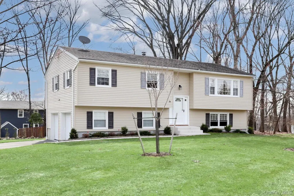 74 Minuteman Circle Orangeburg NY 10962