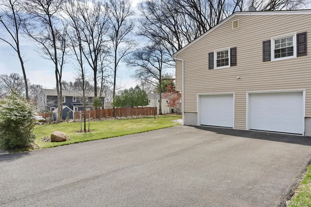 74 Minuteman Circle Orangeburg NY 10962