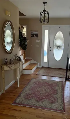 43 N Cozine Road Manorville NY 11949