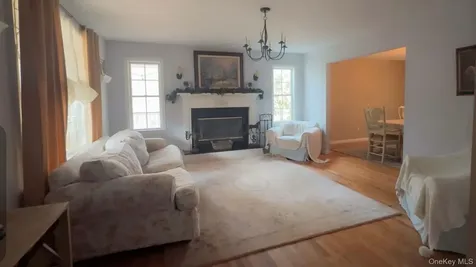 43 N Cozine Road Manorville NY 11949