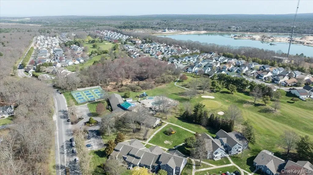 6 Robert Lane Middle Island NY 11953
