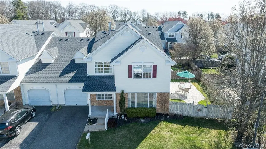 6 Robert Lane Middle Island NY 11953