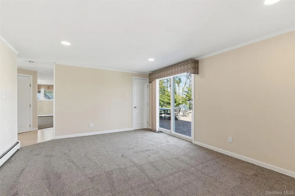 3 Rocket Court Selden NY 11784