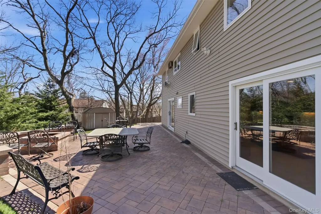 3 Rocket Court Selden NY 11784