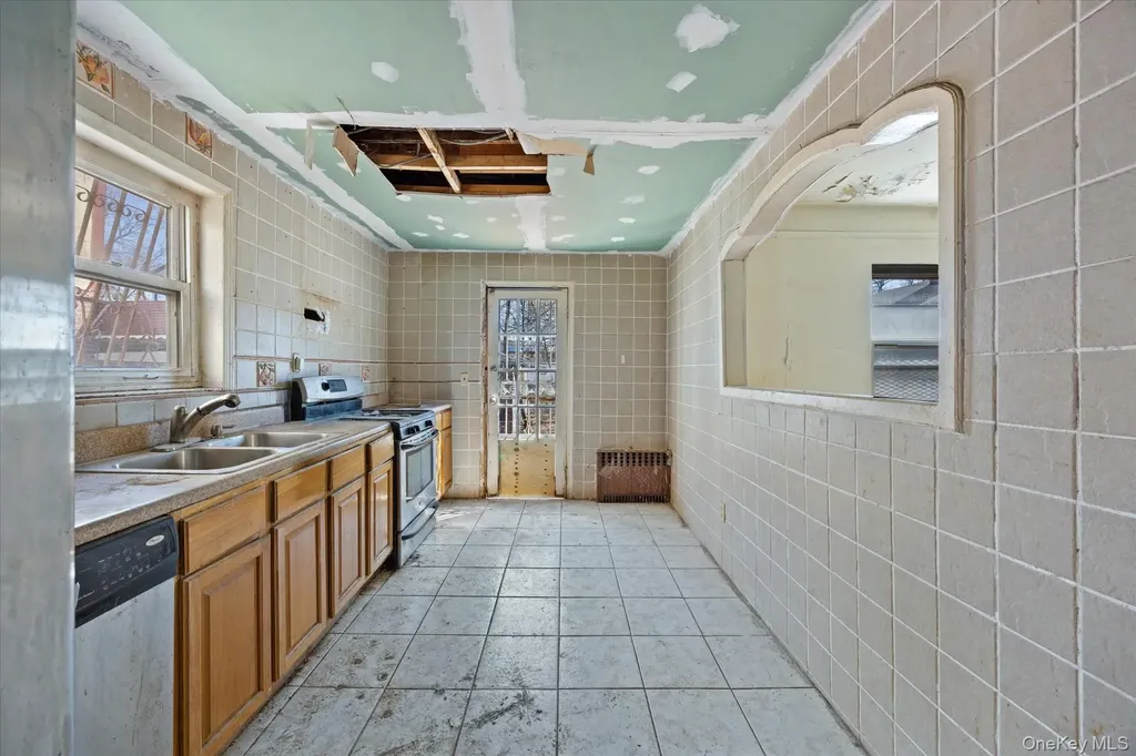 4614 Avenue I Brooklyn NY 11234