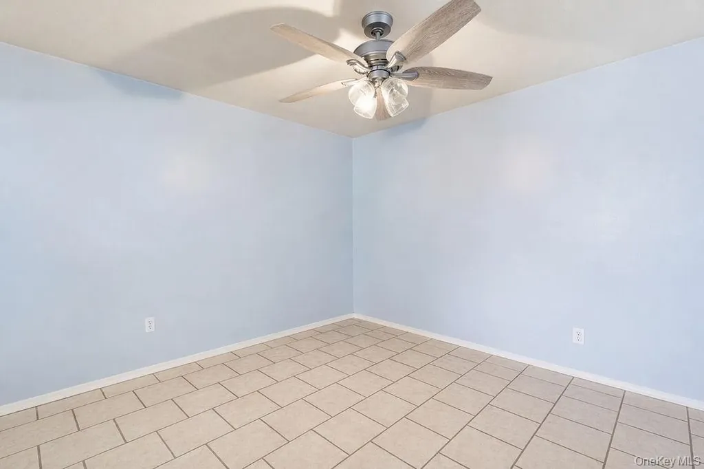 78-02 151st Avenue Howard Beach NY 11414