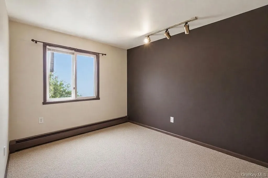 78-02 151st Avenue Howard Beach NY 11414