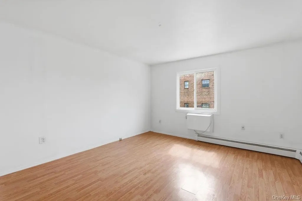 78-02 151st Avenue Howard Beach NY 11414