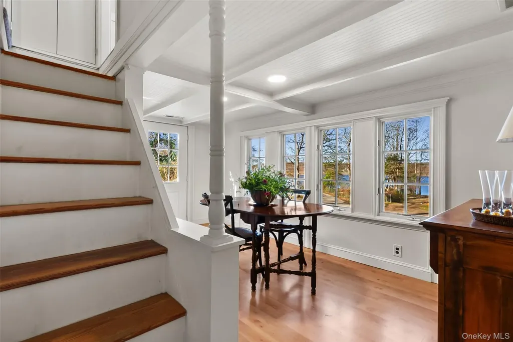 153 Lake Kitchawan Drive South Salem NY 10590
