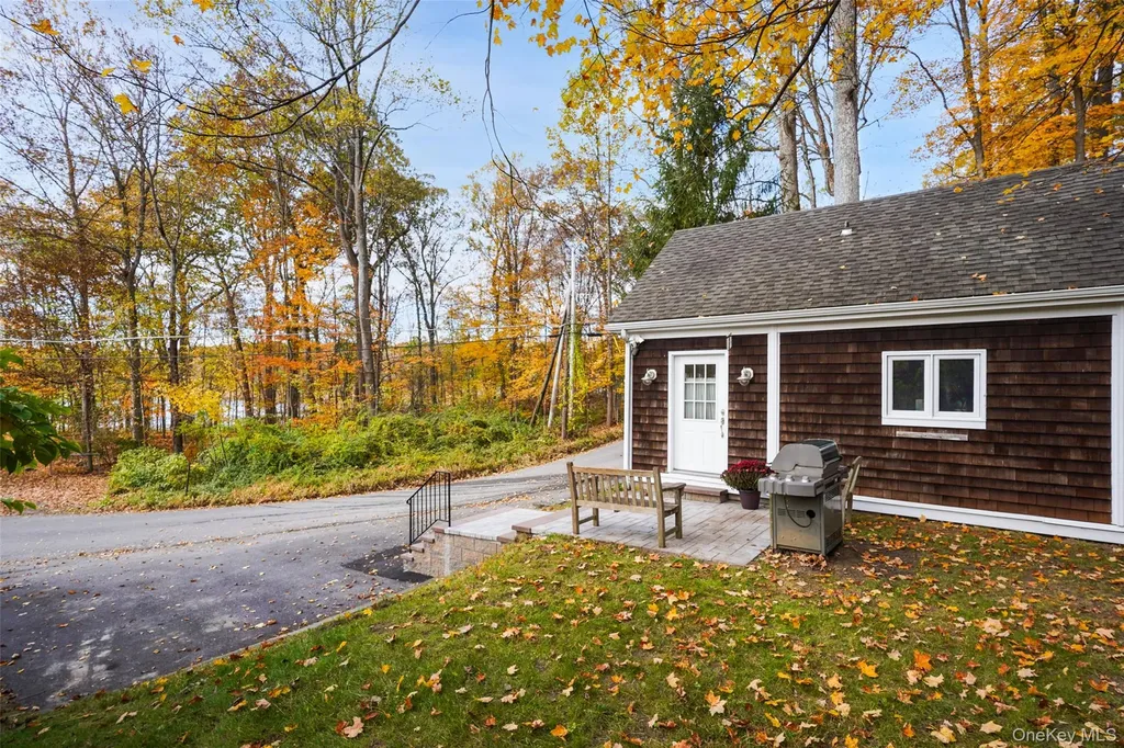 153 Lake Kitchawan Drive South Salem NY 10590