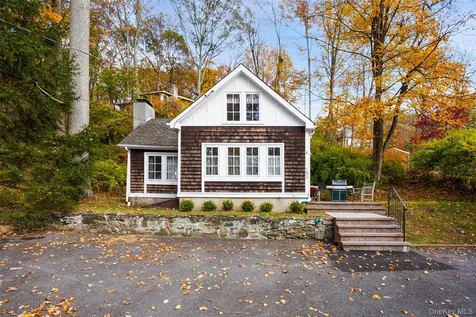 153 Lake Kitchawan Drive South Salem NY 10590