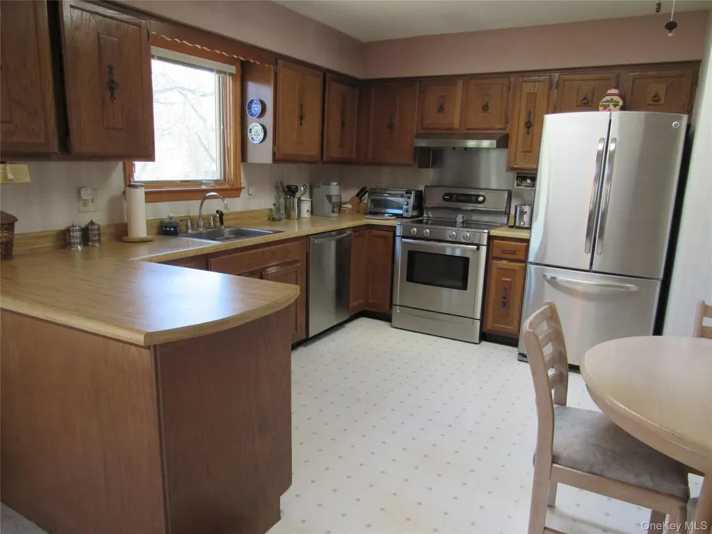5 Hillside Road Slate Hill NY 10973