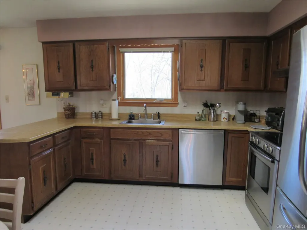 5 Hillside Road Slate Hill NY 10973