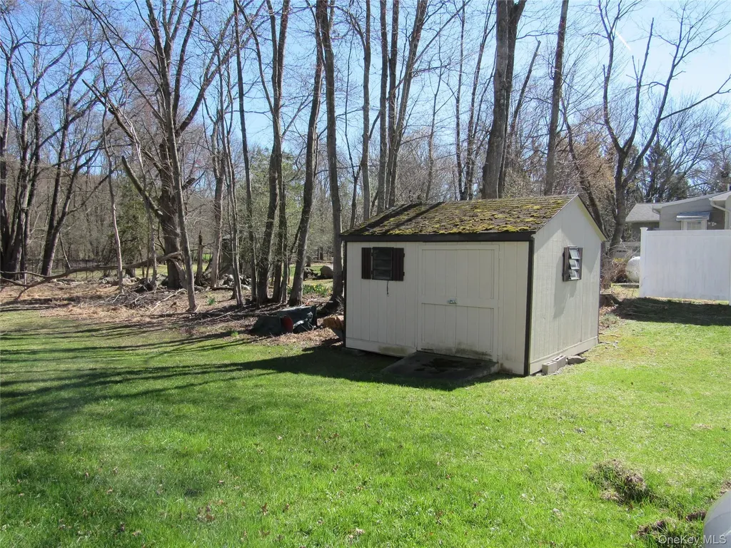 5 Hillside Road Slate Hill NY 10973
