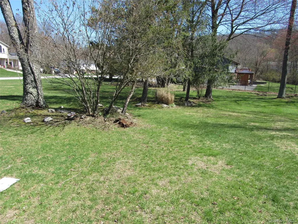 5 Hillside Road Slate Hill NY 10973