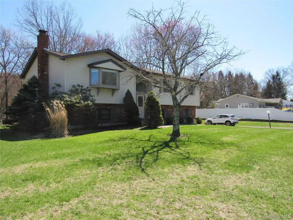 5 Hillside Road Slate Hill NY 10973