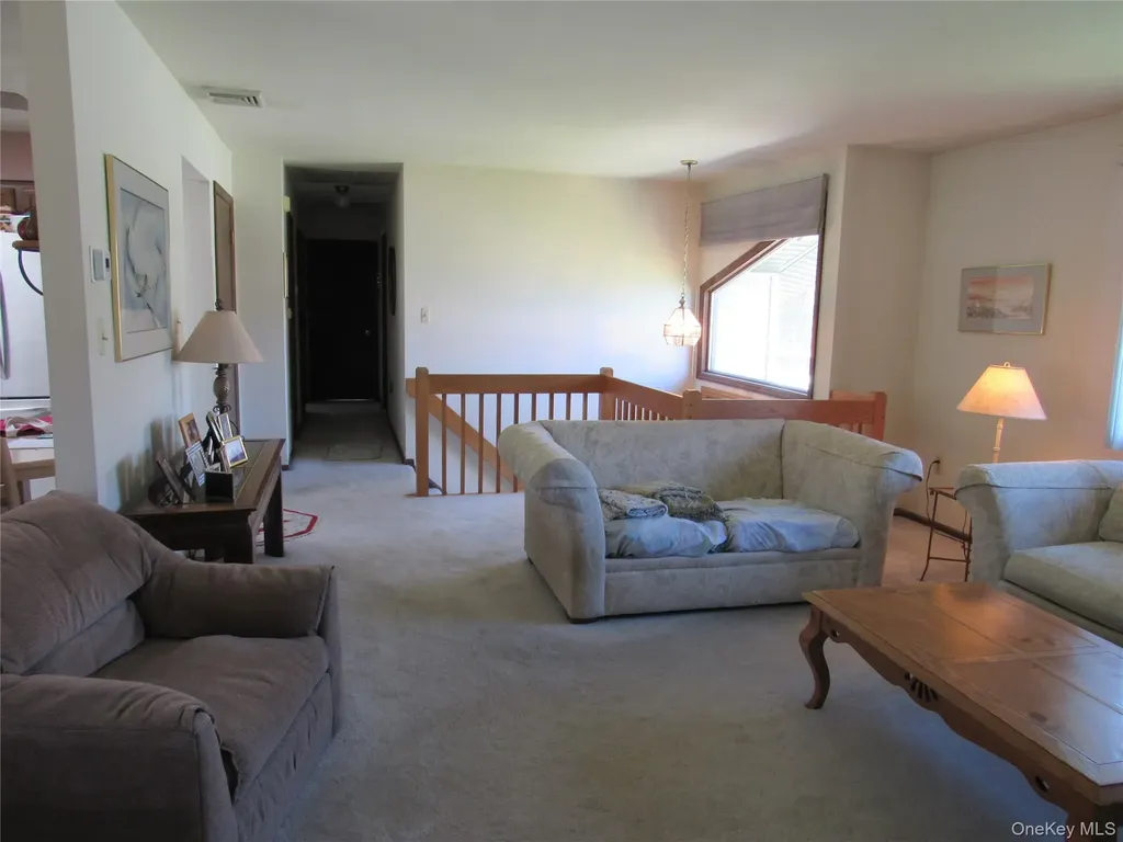 5 Hillside Road Slate Hill NY 10973