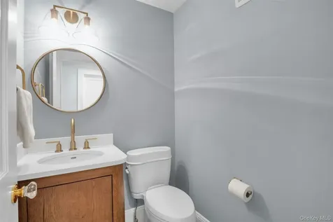 305 S Barry Avenue Mamaroneck NY 10543