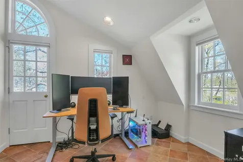 305 S Barry Avenue Mamaroneck NY 10543