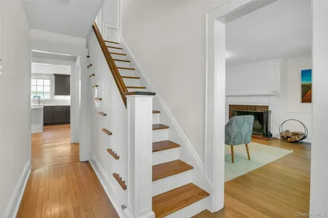 305 S Barry Avenue Mamaroneck NY 10543