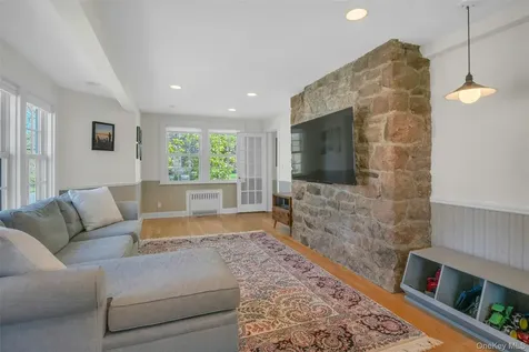 305 S Barry Avenue Mamaroneck NY 10543