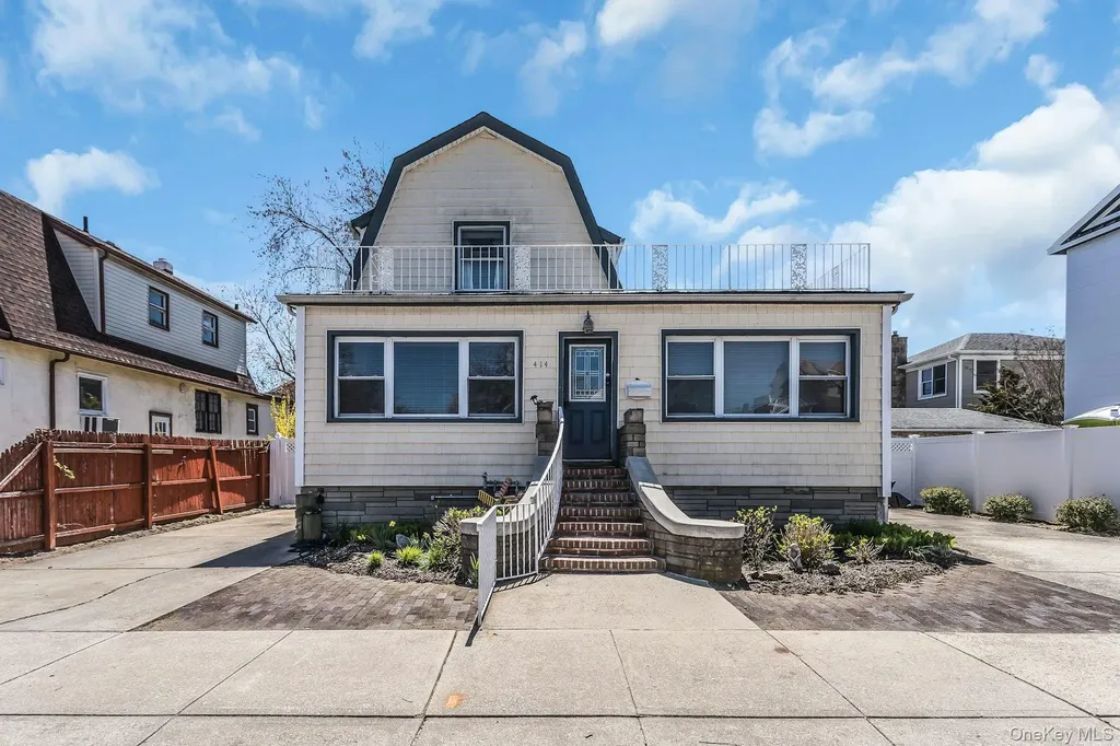 414 E Olive Street Long Beach NY 11561