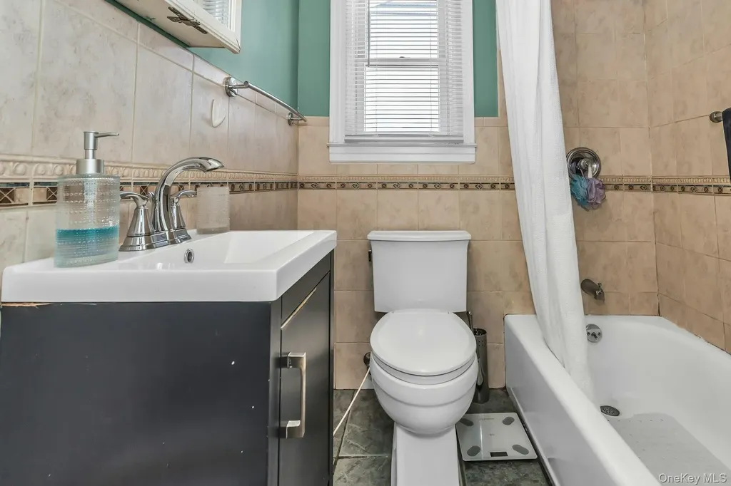 414 E Olive Street Long Beach NY 11561