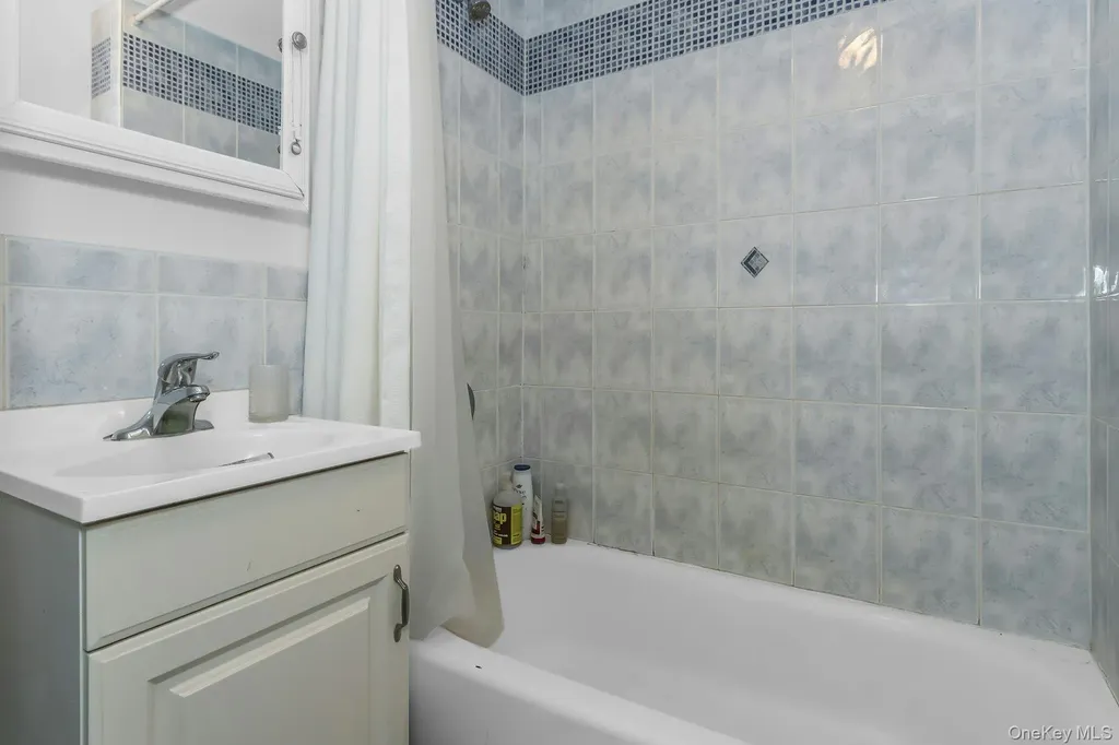 414 E Olive Street Long Beach NY 11561