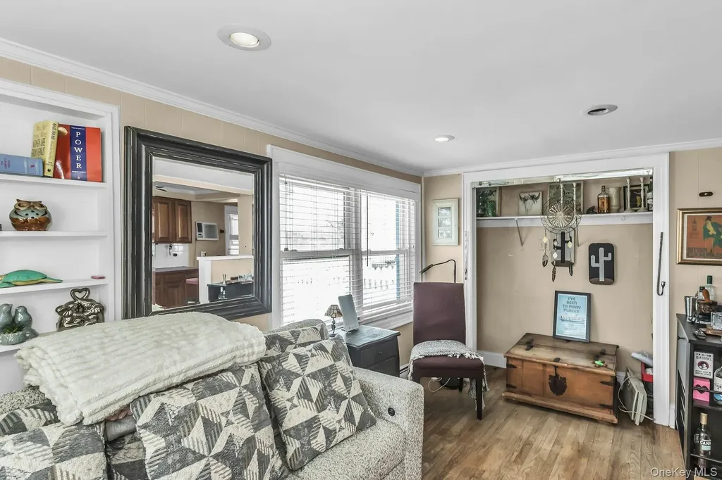 414 E Olive Street Long Beach NY 11561