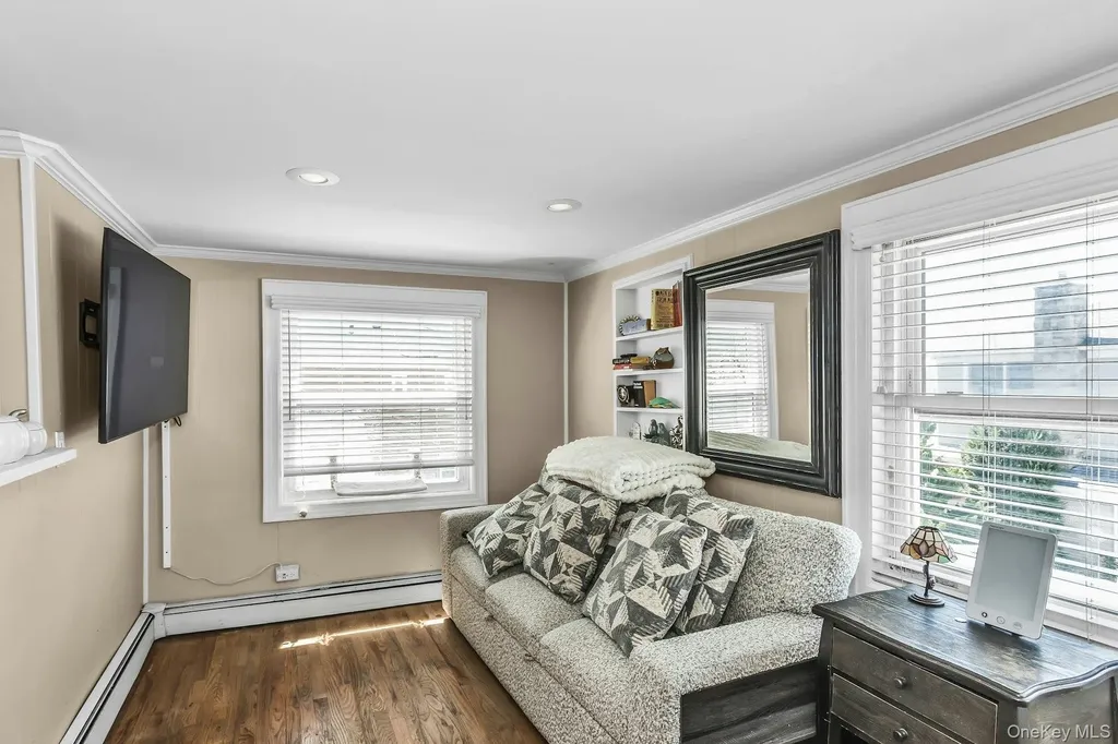 414 E Olive Street Long Beach NY 11561
