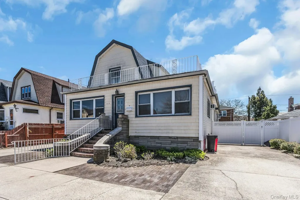 414 E Olive Street Long Beach NY 11561