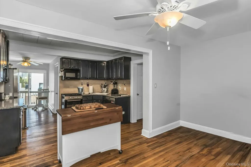 414 E Olive Street Long Beach NY 11561