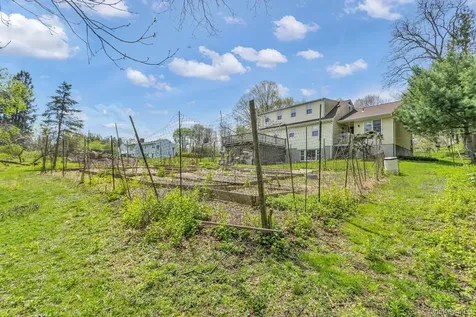 10 Otha Drive Katonah NY 10536