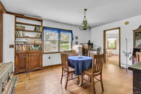 10 Otha Drive Katonah NY 10536
