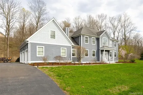100 Huyler Drive Hyde Park NY 12538