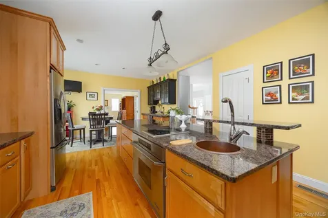 100 Huyler Drive Hyde Park NY 12538