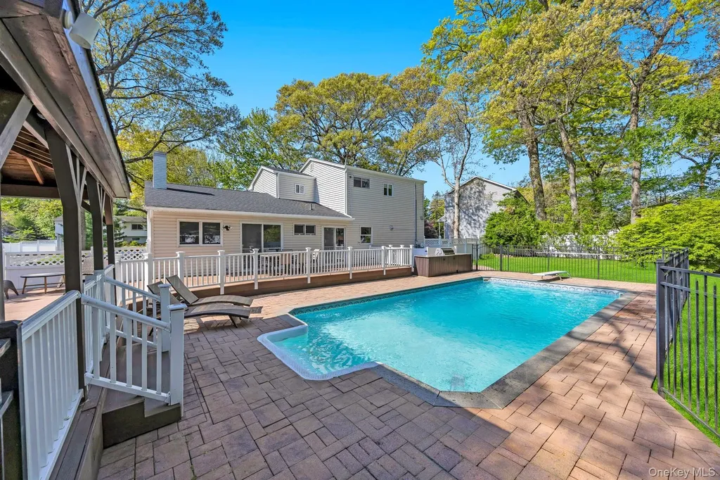 116 Gannet Drive Commack NY 11725