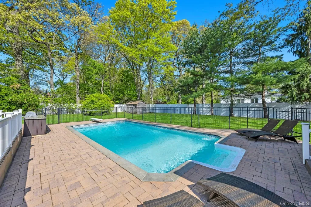 116 Gannet Drive Commack NY 11725