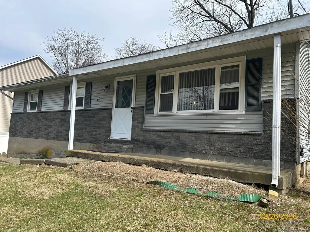 91 Myrtle Avenue New Windsor NY 12553