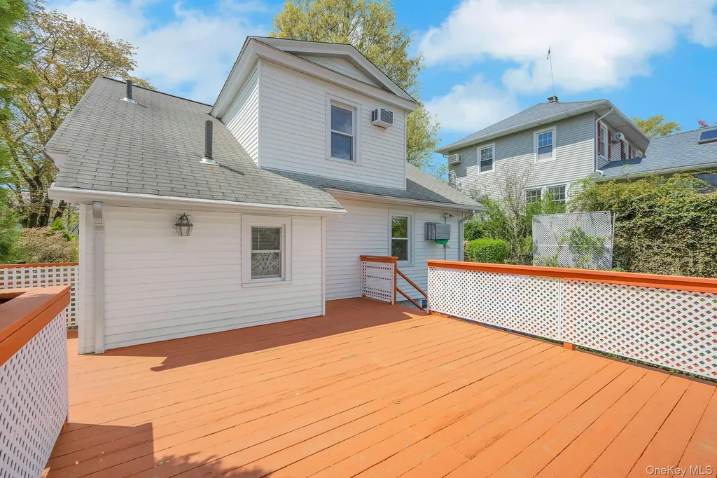 35 Chase Avenue White Plains NY 10606